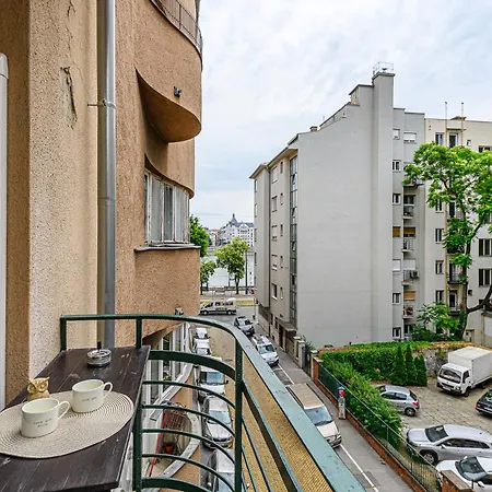 Essence - Danube View - Bathtub - Ac - Metro *