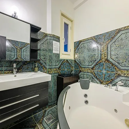Essence - Danube View - Bathtub - Ac - Metro Apartman Budapest