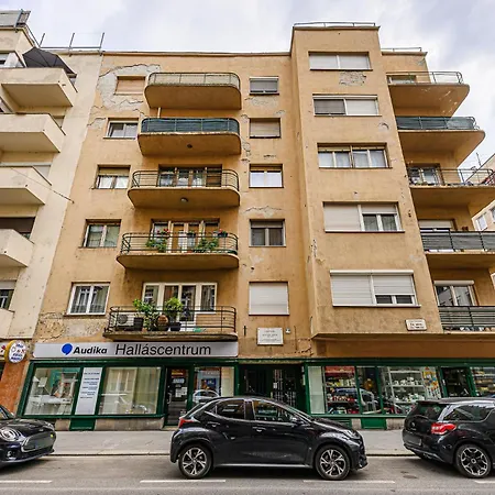 Apartman Essence - Danube View - Bathtub - Ac - Metro *